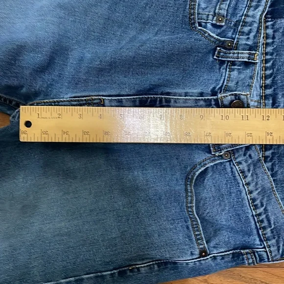 Levi’s 505 Tag Size 34 x 33 Blue Jeans Five Pocket Zip Fly Straight Leg Mid Rise - Picture 7 of 13